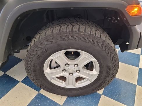 Used 2020 Jeep Wrangler Unlimited Sport S image 9