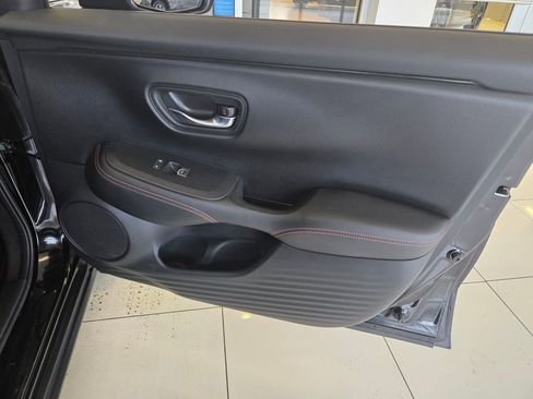 Certified 2024 Honda HR-V Sport image 19