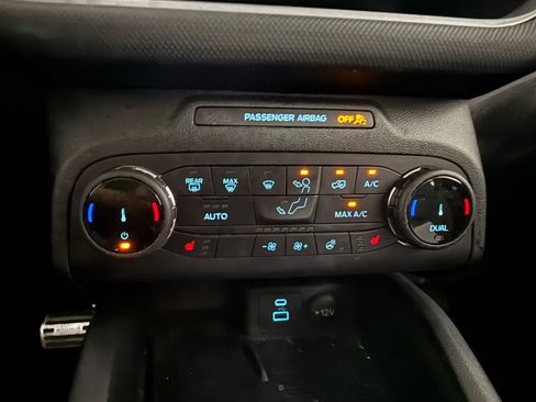 Used 2022 Ford Bronco Sport Outer Banks w/ Tech Package AWD/4WD image 19