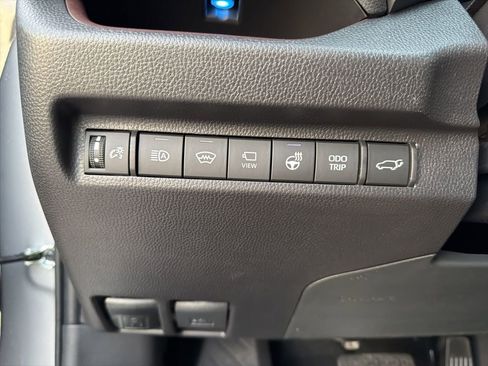 Used 2025 Toyota RAV4 Limited w/ Advanced Technology Package image 12