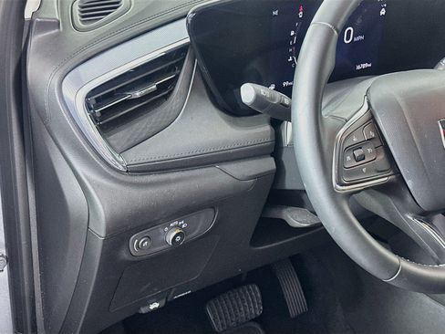 Used 2025 Buick Encore GX Preferred FWD image 17