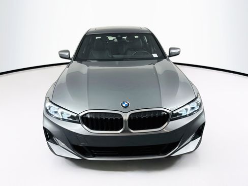 Used 2025 BMW 330i Sedan RWD image 2