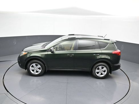 Used 2013 Toyota RAV4 XLE AWD/4WD image 40
