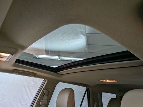 Used 2014 Toyota 4Runner Limited image 17