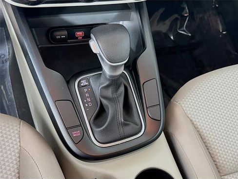 Used 2022 Kia Soul LX FWD image 17