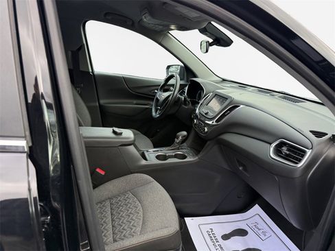 Used 2023 Chevrolet Equinox LT w/ Driver Convenience Package image 26