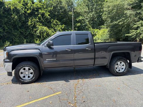 Used 2016 GMC Sierra 1500 SLE w/ SLE Value Package AWD/4WD image 3