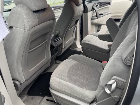 Used 2017 Buick Enclave Convenience w/ Trailering Package image 16