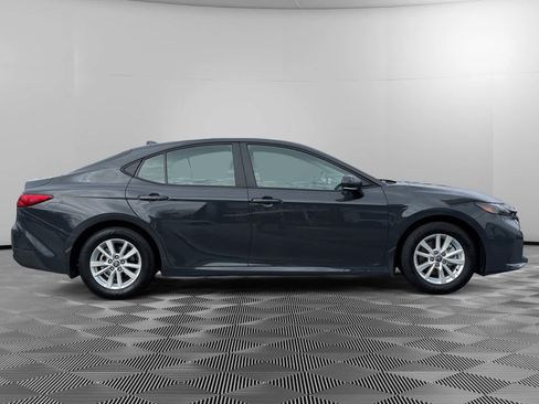 Used 2025 Toyota Camry LE FWD image 6