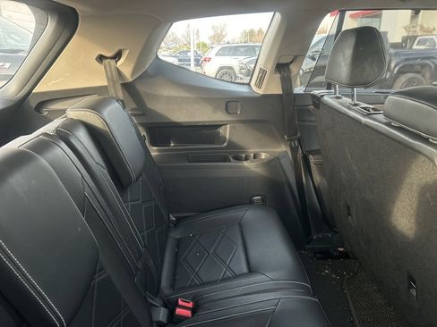 Used 2024 Volkswagen Atlas SE image 5