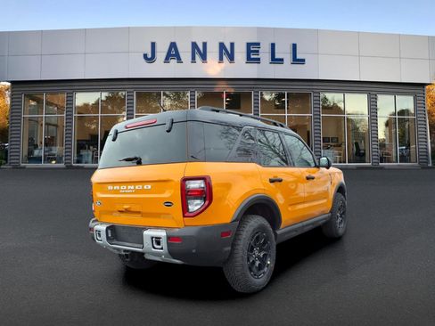 New 2026 Ford Bronco Sport Badlands w/ Sasquatch Badlands Package image 3