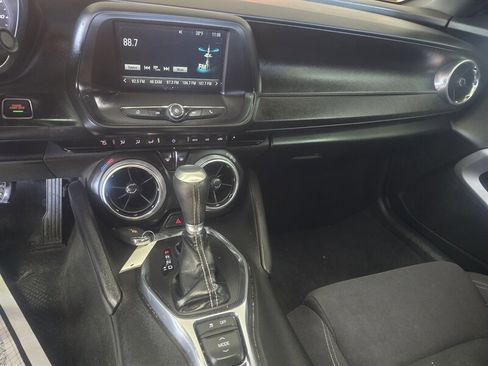 Used 2017 Chevrolet Camaro LT image 20