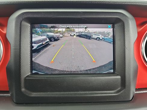 Used 2021 Jeep Wrangler Unlimited Rubicon image 24