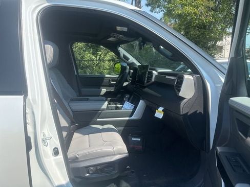 New 2026 Toyota Tundra Limited AWD/4WD image 14