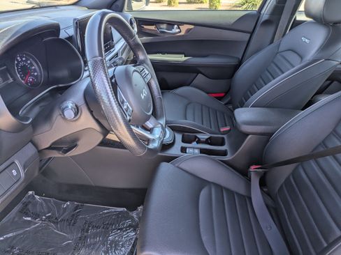 Certified 2023 Kia Forte GT-Line w/ GT-Line Premium Package FWD image 24