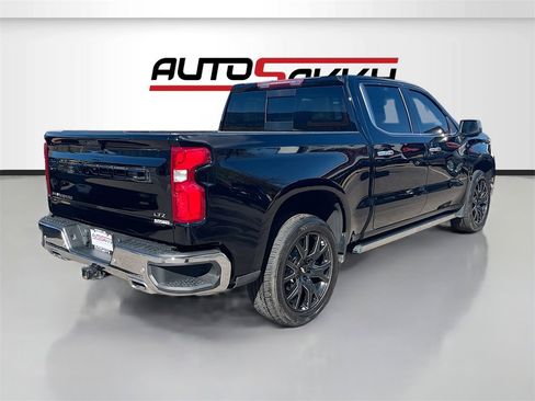 Used 2022 Chevrolet Silverado 1500 LTZ w/ LTZ Convenience Package II image 7