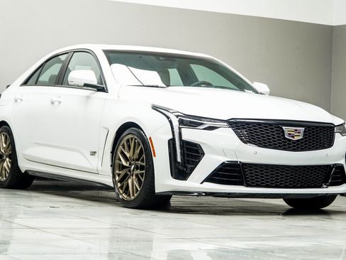 Used 2024 Cadillac CT4 V Blackwing w/ LPO, Bronce Accent Package RWD image 4