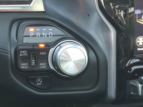 Used 2021 RAM 1500 Limited image 27