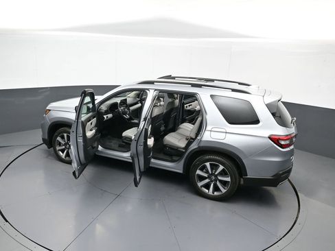 Certified 2023 Honda Pilot Touring image 46