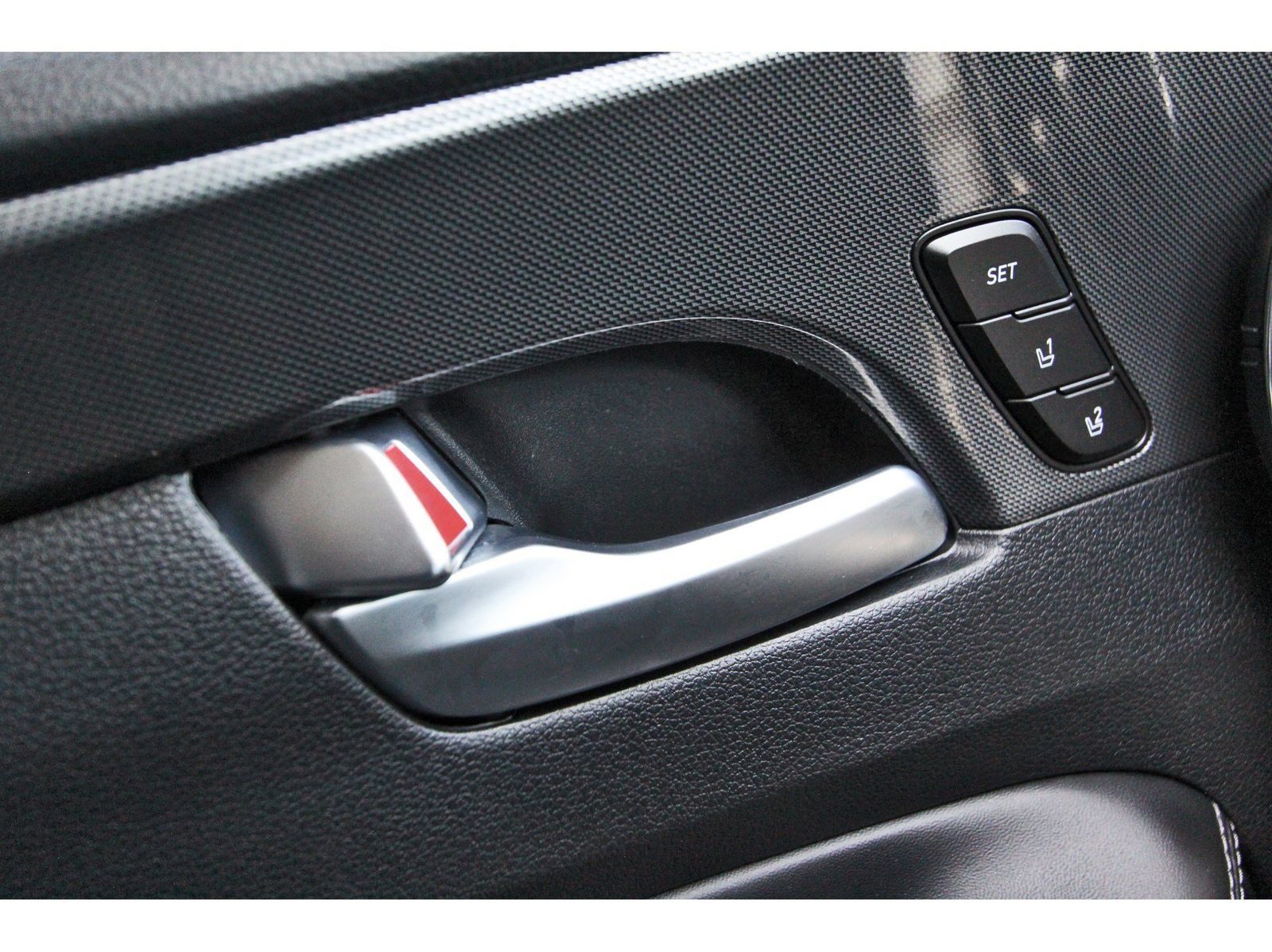 Used 2023 Hyundai Santa Fe Limited AWD/4WD image 23