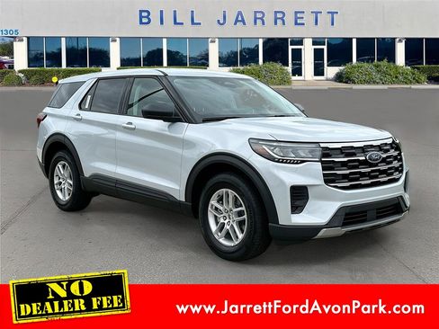 New 2026 Ford Explorer Active RWD image 1