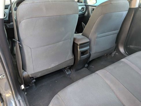 Used 2018 Toyota Corolla LE FWD image 16