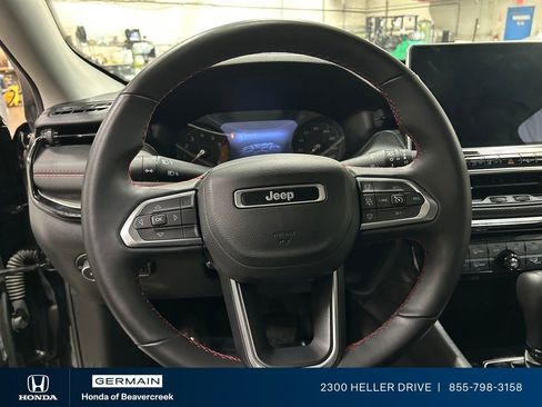 Used 2022 Jeep Compass Trailhawk w/ Sun and Sound Group AWD/4WD image 16