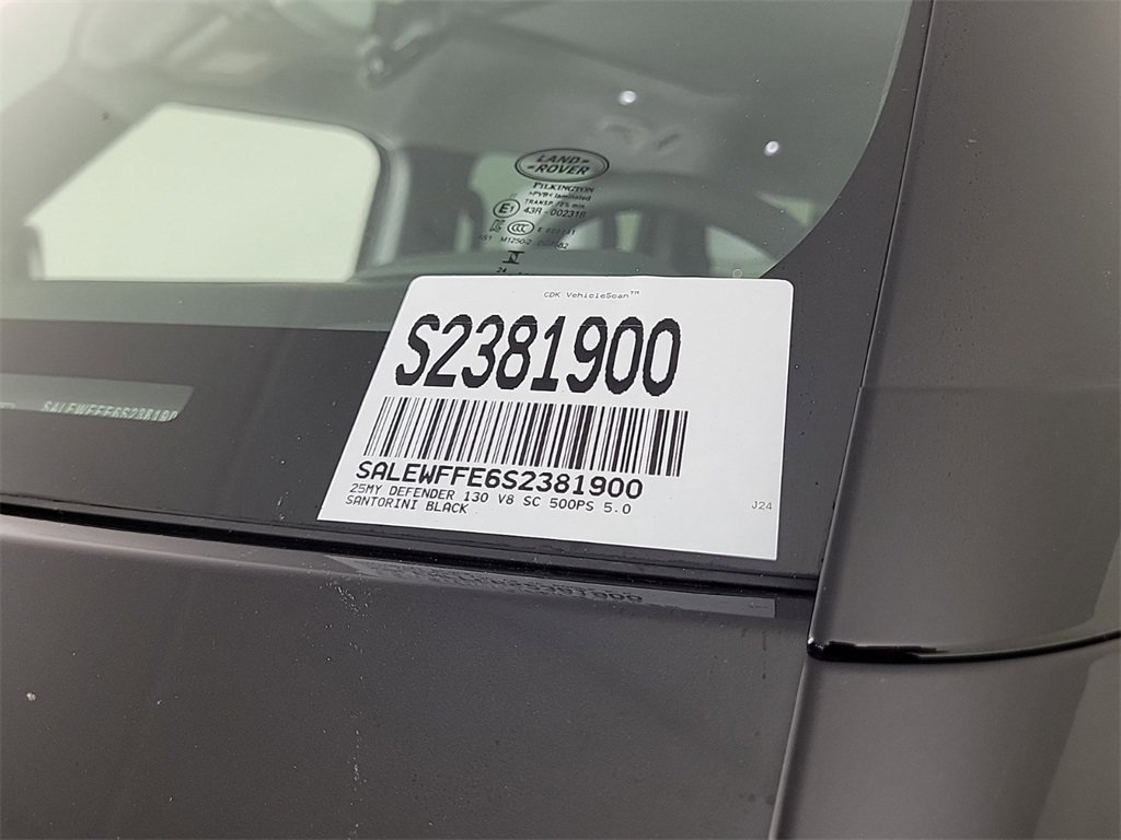 Used 2025 Land Rover Defender 130 V8 AWD/4WD image 20