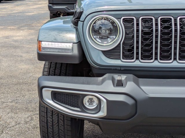 New 2026 Jeep Wrangler Unlimited Sahara AWD/4WD image 10