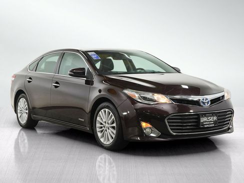 Used 2013 Toyota Avalon XLE Touring FWD image 7