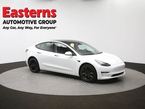 Used 2023 Tesla Model 3 Standard Range RWD image 44
