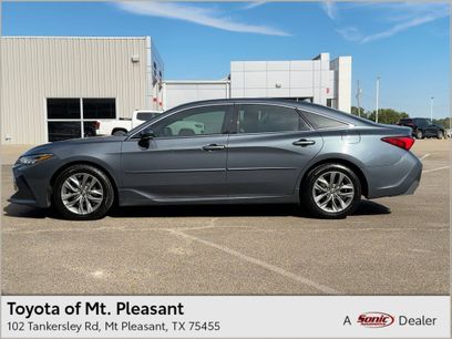 Used 2019 Toyota Avalon XLE
