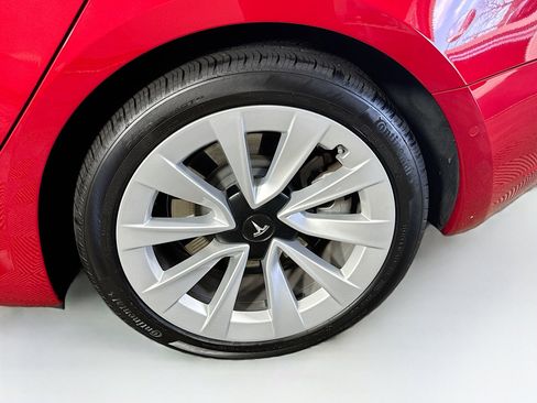 Used 2022 Tesla Model 3 image 11