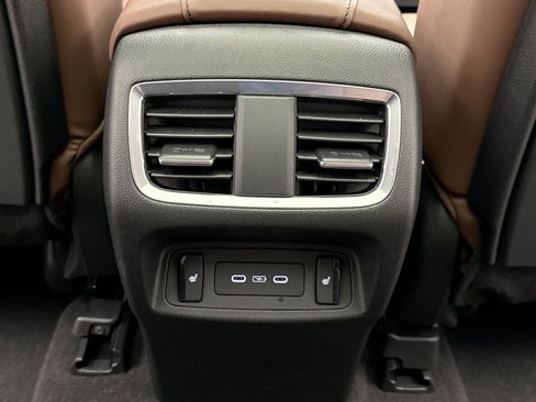 Used 2022 Acura RDX w/ Advance Package AWD/4WD image 16