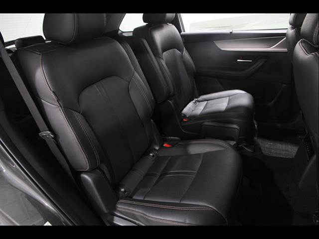 Certified 2024 MAZDA CX-90 3.3 Turbo w/ Preferred Plus AWD/4WD image 17
