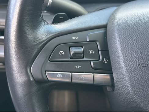 Certified 2024 Cadillac XT4 Premium Luxury image 20