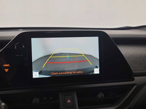 Certified 2026 Lexus UX 300h FWD image 27