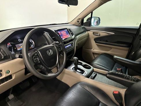 Used 2018 Honda Pilot EX image 15