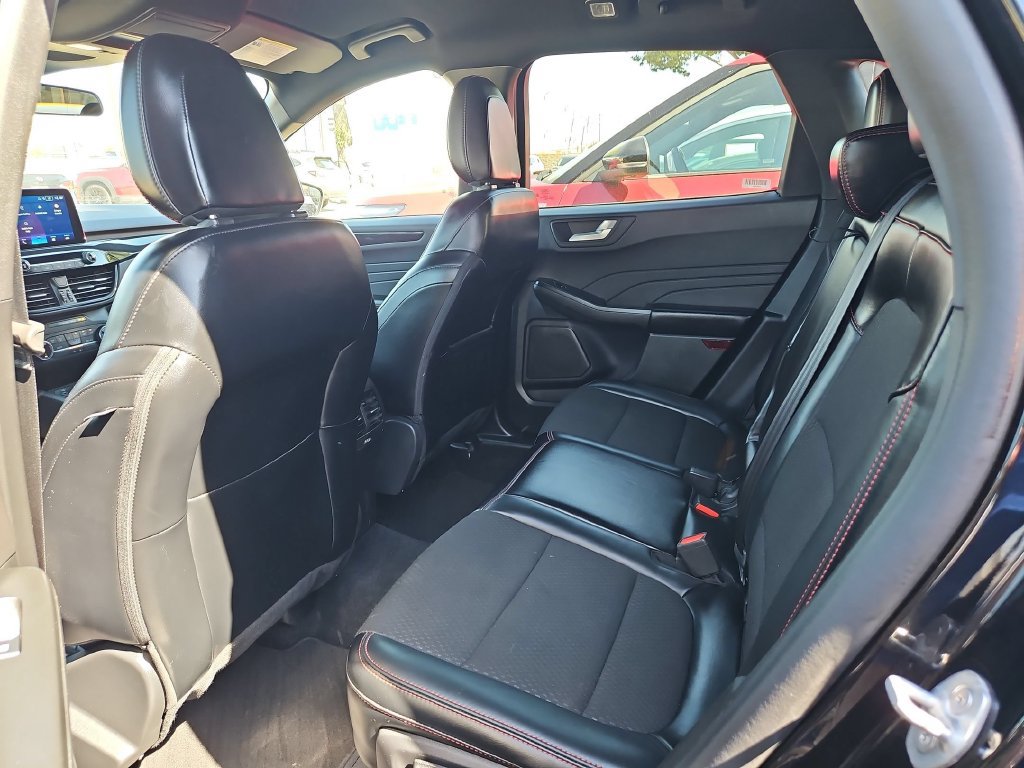 Used 2025 Ford Escape ST-Line FWD image 25