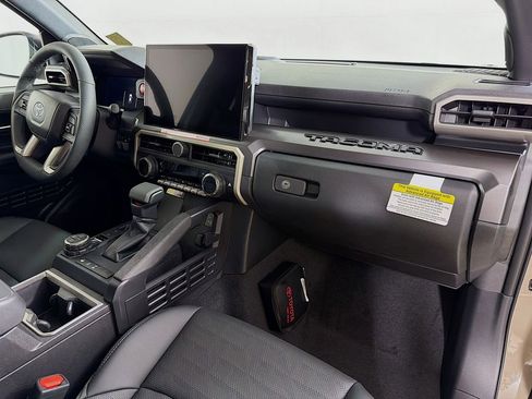New 2026 Toyota Tacoma TRD Off-Road AWD/4WD image 25