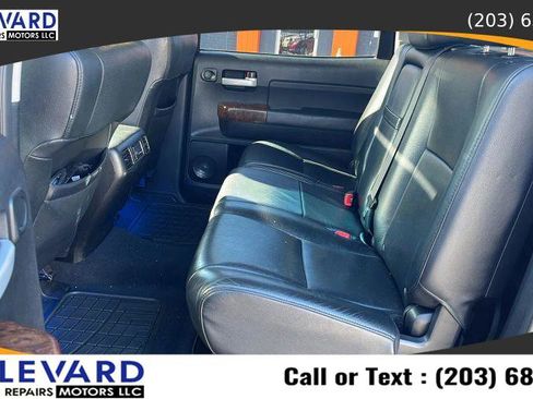 Used 2011 Toyota Tundra Limited w/ Platinum Pkg image 10