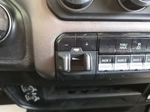 Used 2019 RAM 2500 Tradesman AWD/4WD image 7