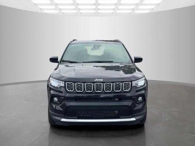 Certified 2025 Jeep Compass Limited AWD/4WD image 2