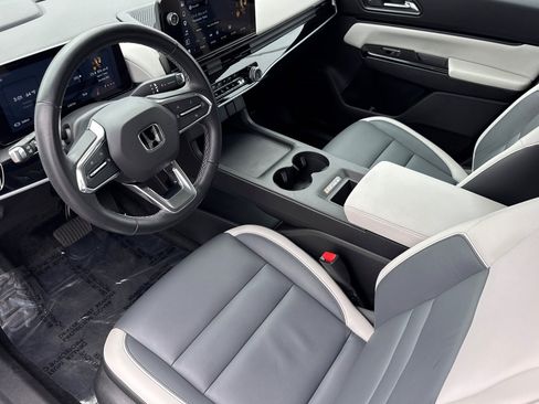 Used 2024 Honda Prologue Touring image 4