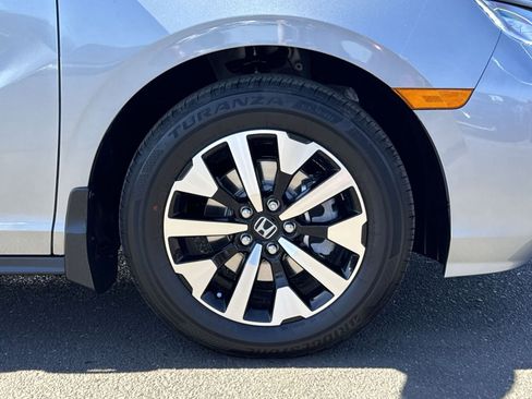 New 2026 Honda Odyssey EX-L image 5