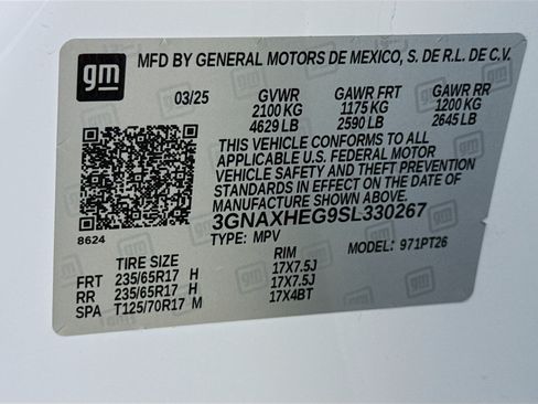 Used 2025 Chevrolet Equinox LT FWD image 35