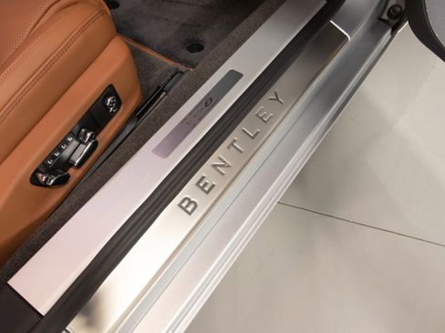 Used 2024 Bentley Continental GT Mulliner image 42