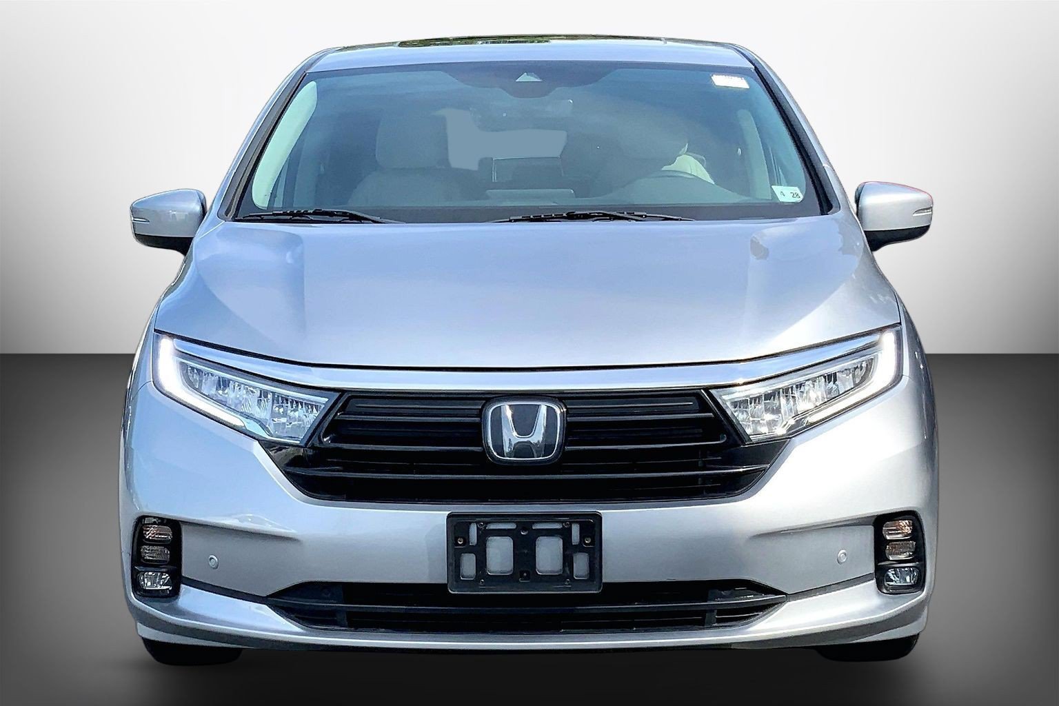 Used 2023 Honda Odyssey Touring image 5
