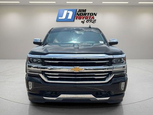 Used 2018 Chevrolet Silverado 1500 High Country AWD/4WD image 2