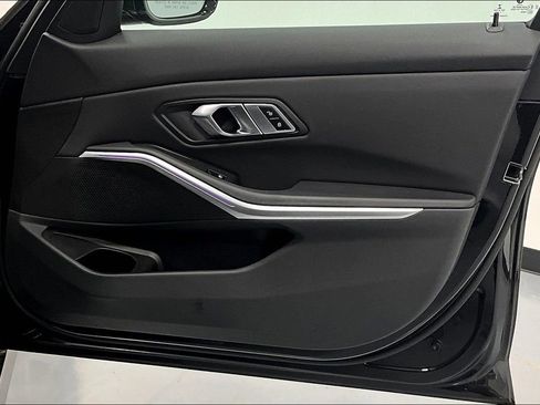 Used 2022 BMW 330i xDrive Sedan image 21